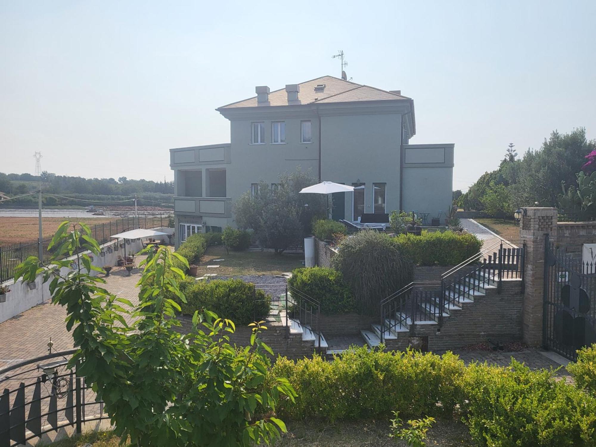 Villamir B&B Albenga Exterior photo